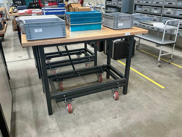 Verrijdbare werktafel - afbeelding 1 van  4