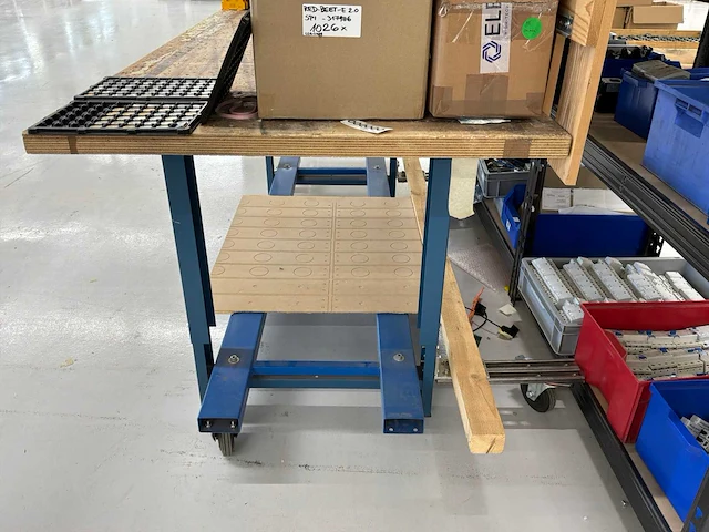Verrijdbare werktafel - afbeelding 1 van  3