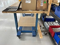 Verrijdbare werktafel