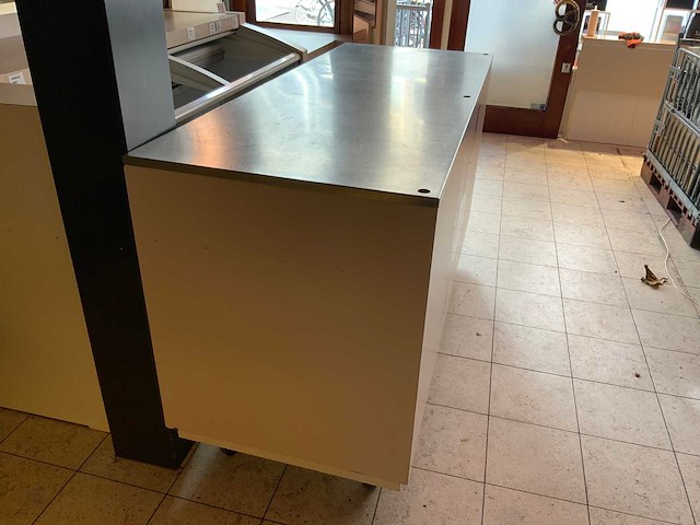 Verrijdbare winkel toonbank - afbeelding 3 van  5