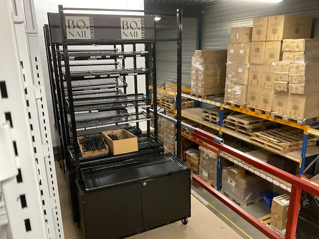 Verrijdbare winkelstelling meubel (6x) - afbeelding 2 van  4