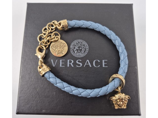 Versace gevlochten leren armband met medusa-bedel - afbeelding 1 van  8