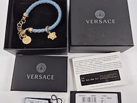 Versace gevlochten leren armband met medusa-bedel - afbeelding 2 van  8