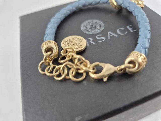 Versace gevlochten leren armband met medusa-bedel - afbeelding 7 van  8