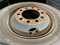 Verschillende banden (3x) - afbeelding 2 van  3