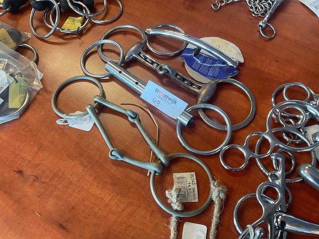 Verschillende bitten (4x) - afbeelding 2 van  2