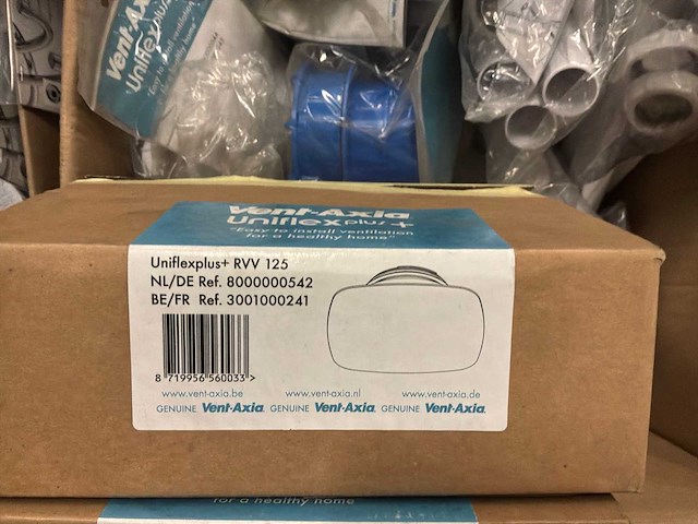 Verschillende dozen accessoires en aansluit materiaal. (9x) - afbeelding 9 van  11