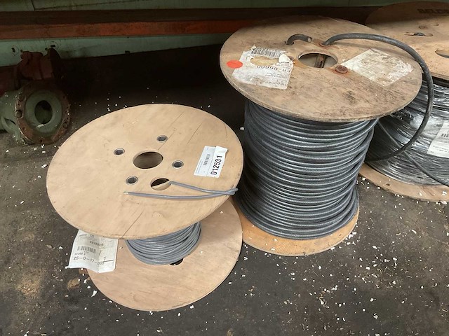 Verschillende kabels (2x) - afbeelding 4 van  5