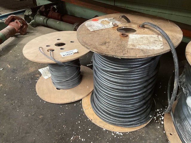 Verschillende kabels (2x) - afbeelding 5 van  5