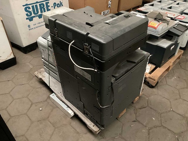 Verschillende kopieermachines (2x) - afbeelding 2 van  4