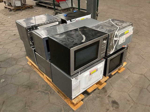 Verschillende magnetrons (11x) - afbeelding 1 van  4