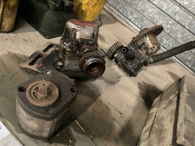 Verschillende onderdelen (4x) - afbeelding 4 van  4