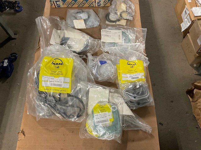 Verschillende onderdelen - afbeelding 3 van  4