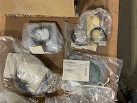 Verschillende onderdelen - afbeelding 4 van  4