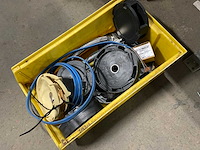 Verschillende onderdelen - afbeelding 1 van  3