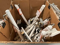 Verschillende onderdelen - afbeelding 2 van  3