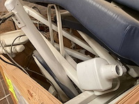 Verschillende onderdelen - afbeelding 2 van  4