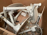 Verschillende onderdelen - afbeelding 2 van  4