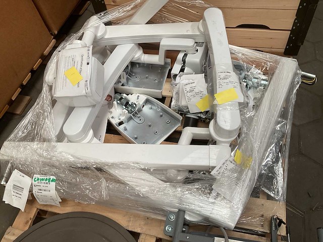 Verschillende onderdelen - afbeelding 1 van  3