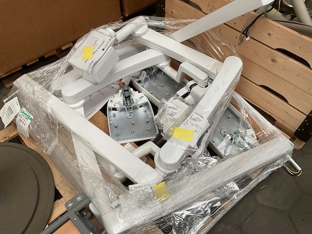 Verschillende onderdelen - afbeelding 2 van  3