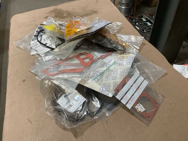 Verschillende pakkingen - afbeelding 4 van  5