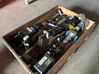 Verschillende pompen / pneumatische cilinders - afbeelding 4 van  4