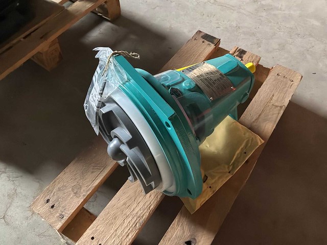 Verschillende pompen / pneumatische cilinders - afbeelding 3 van  4