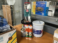 Verschillende producten - afbeelding 1 van  6