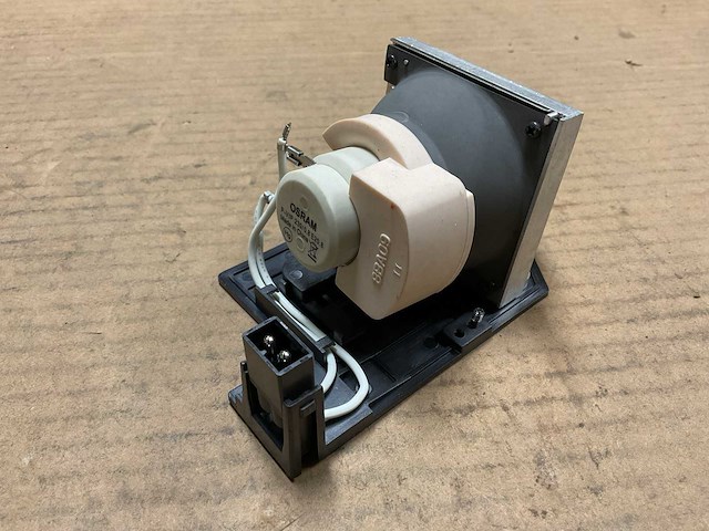 Verschillende projectorlampen (3x) - afbeelding 2 van  4