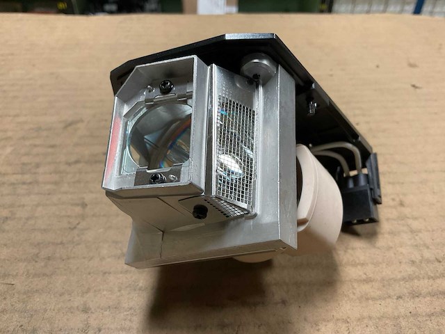 Verschillende projectorlampen (3x) - afbeelding 3 van  4