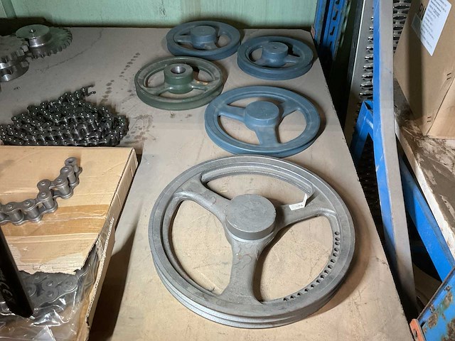 Verschillende pulley wielen (5x) - afbeelding 3 van  3