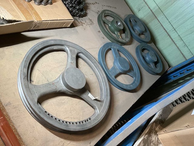 Verschillende pulley wielen (5x) - afbeelding 2 van  3