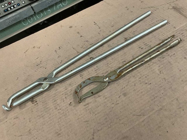 Verschillende remveertangen (2x) - afbeelding 1 van  2