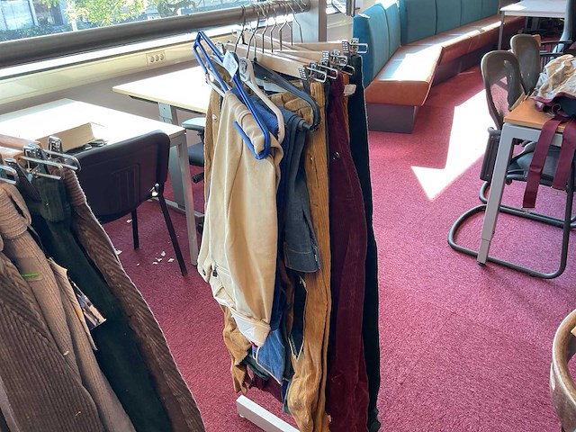 Verschillende rijbroeken (11x) - afbeelding 1 van  5