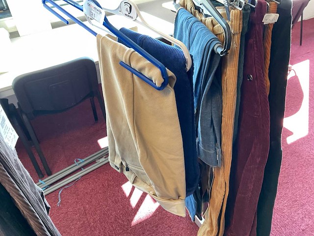 Verschillende rijbroeken (11x) - afbeelding 2 van  5