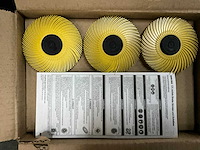 Verschillende schurende metaalbewerkingsproducten - afbeelding 5 van  5