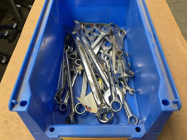 Verschillende steekringsleutels - afbeelding 1 van  1