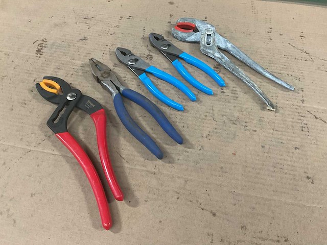 Verschillende tangen (5x) - afbeelding 1 van  2