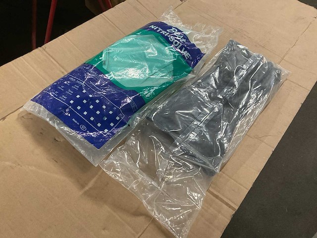 Verschillende werkhandschoenen (4x) - afbeelding 3 van  4