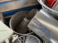 Verschillende zink; rvs en stalen decoratie materialen - afbeelding 8 van  9