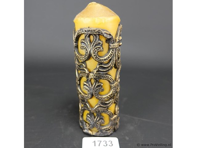 Versierde kaars - afbeelding 1 van  5