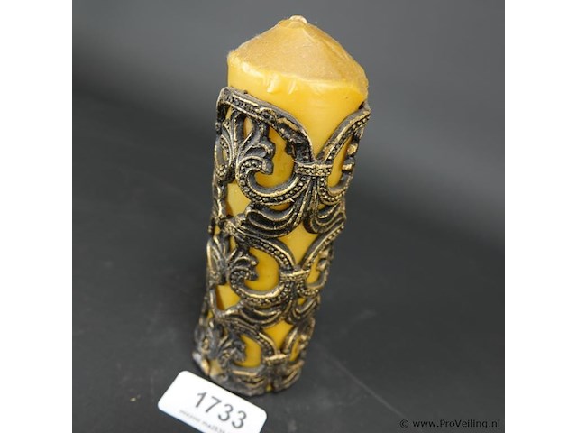 Versierde kaars - afbeelding 2 van  5