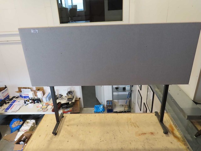 Versluis - bureauscherm - afbeelding 1 van  3