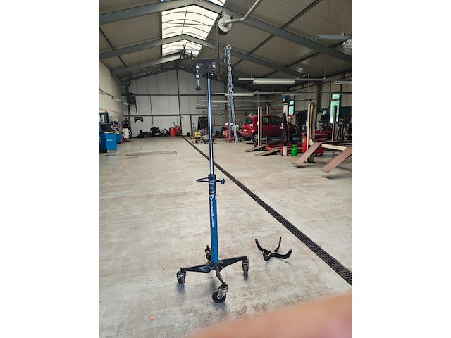 Versnellingsbaksteun met 2 ondersteuners max 215 cm, hydraulics, 1000 kg - afbeelding 3 van  7
