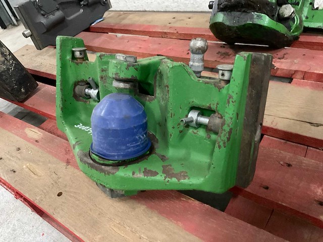 Verstelbare john deere k80 trekhaak - afbeelding 1 van  2