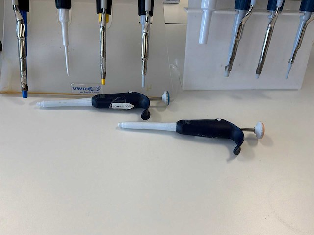 Verstelbare micropipetten (10x) - afbeelding 2 van  6