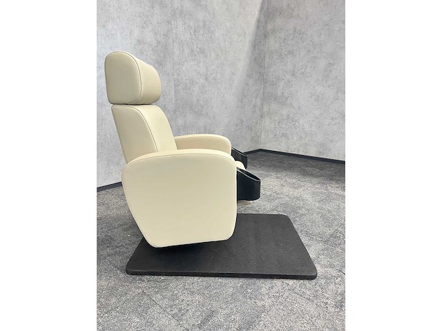 Verstelbare relaxfauteuil - ongebruikt - afbeelding 2 van  2