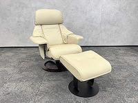Verstelbare relaxfauteuil met voetenbank - ongebruikt - afbeelding 1 van  10