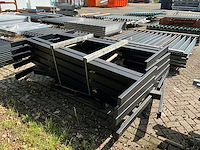 Verstelbare staander gecoat (18x) - afbeelding 2 van  4