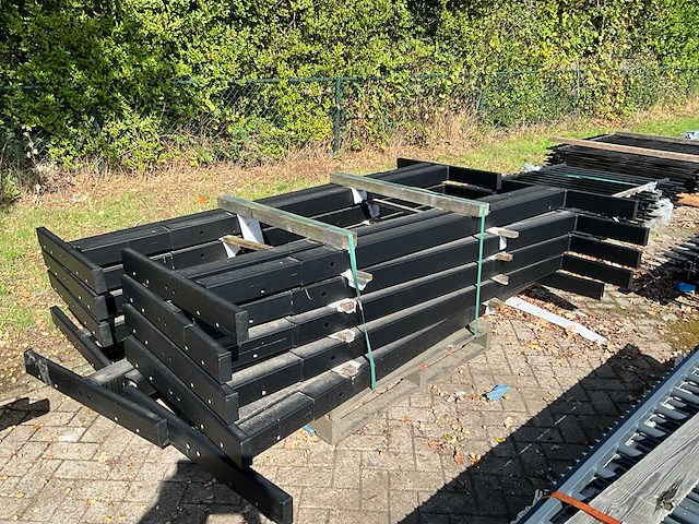 Verstelbare staander gecoat (18x) - afbeelding 1 van  7